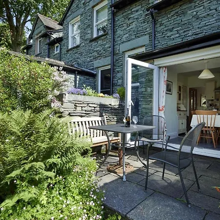 2 Bed In Sz451 Дом отдыха *